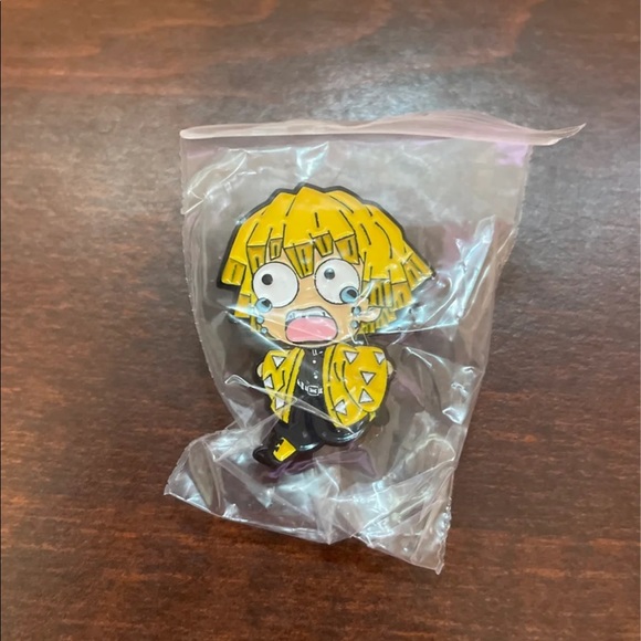 Demon Slayer Pin Set - Picture 3 of 7